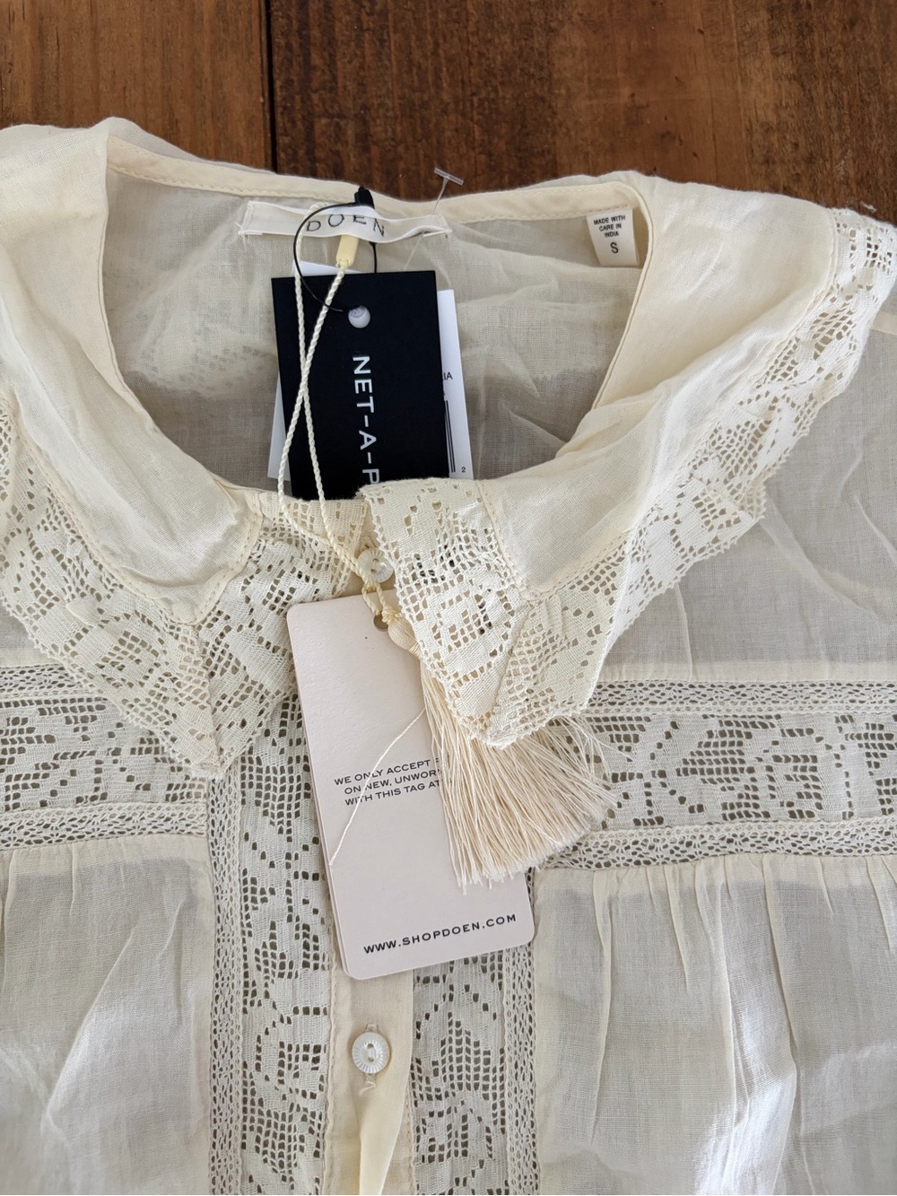 NWT Doen Collared Lace Insert Top - Picture 2 of 2